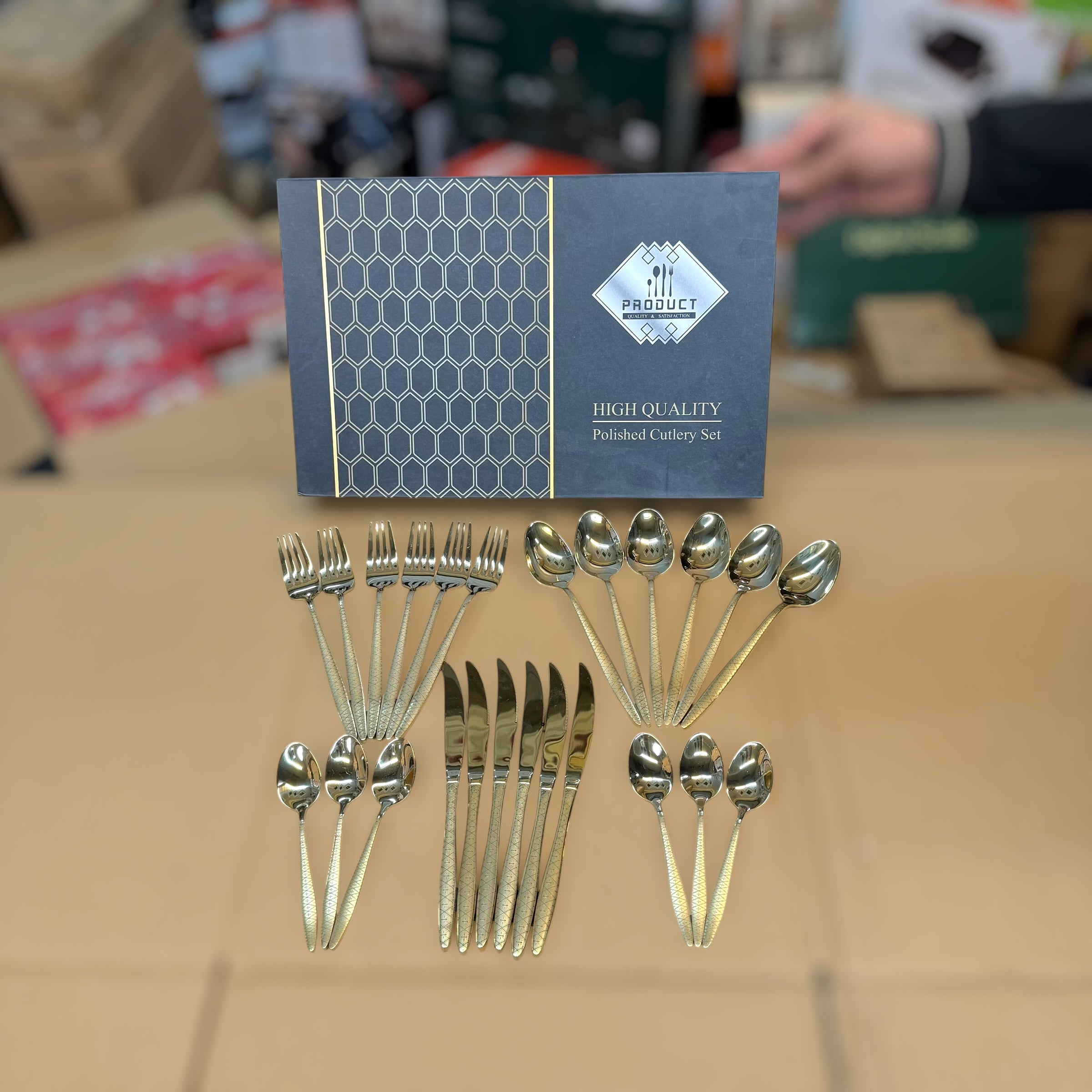 24 Pieces Golden Cutlery Set - Lot Imported